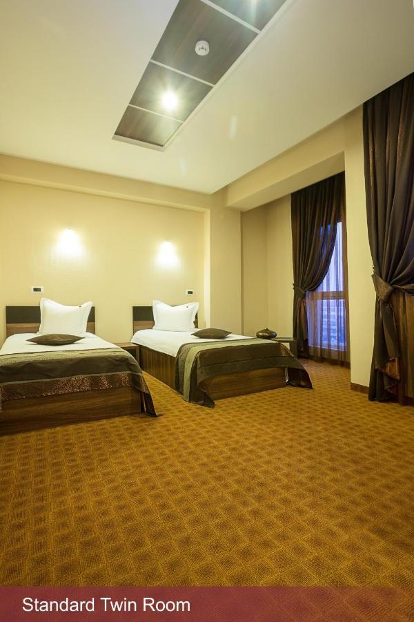 Inter Business Bucharest Hotel ภายนอก รูปภาพ