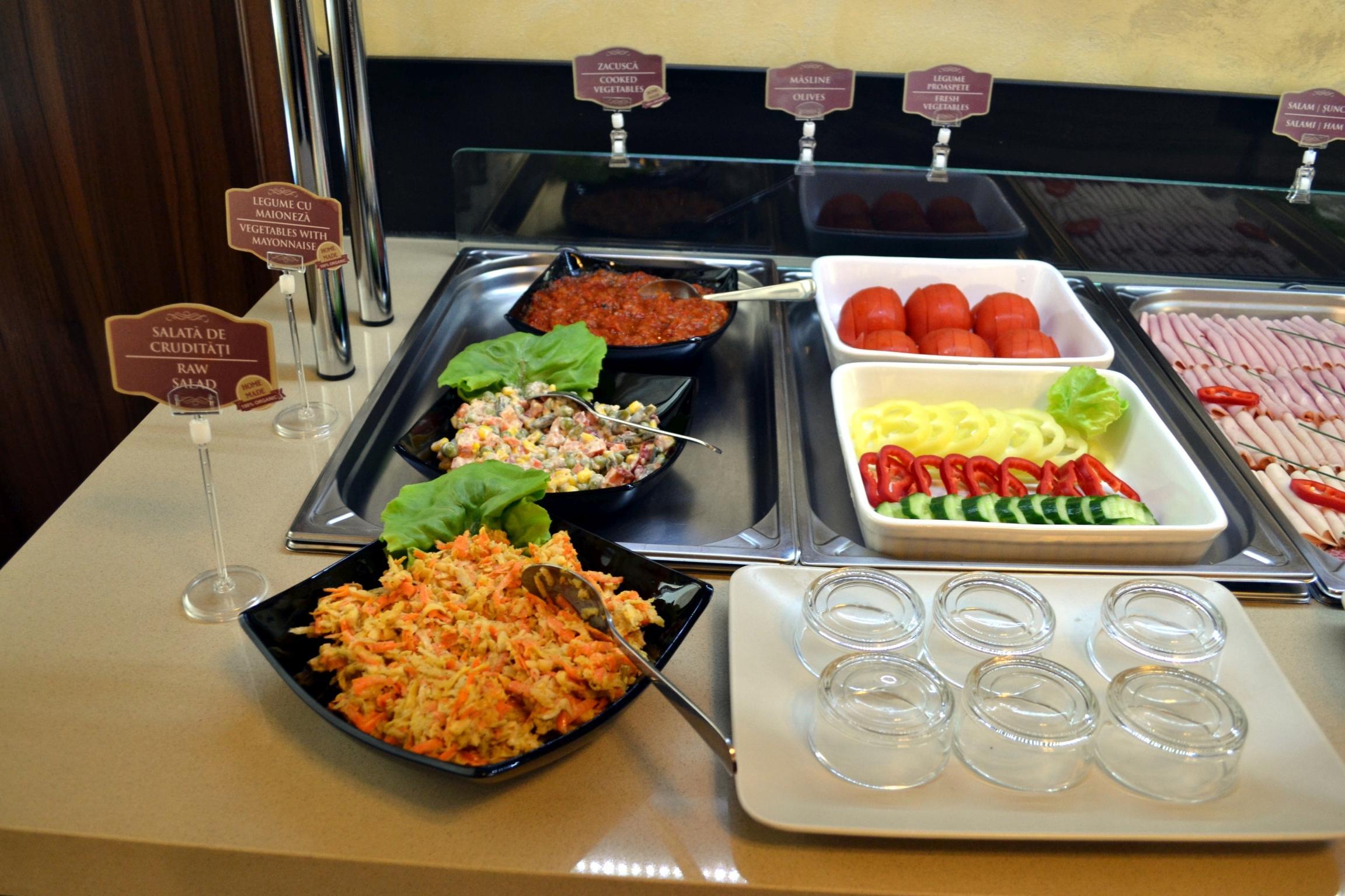 Inter Business Bucharest Hotel ภายนอก รูปภาพ