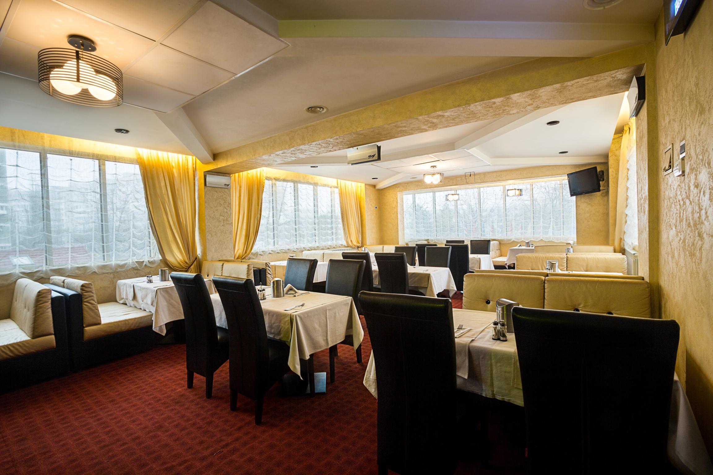 Inter Business Bucharest Hotel ภายนอก รูปภาพ