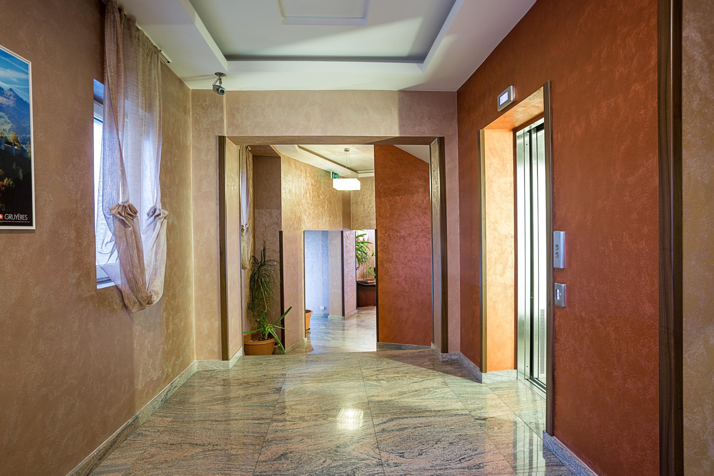 Inter Business Bucharest Hotel ภายนอก รูปภาพ