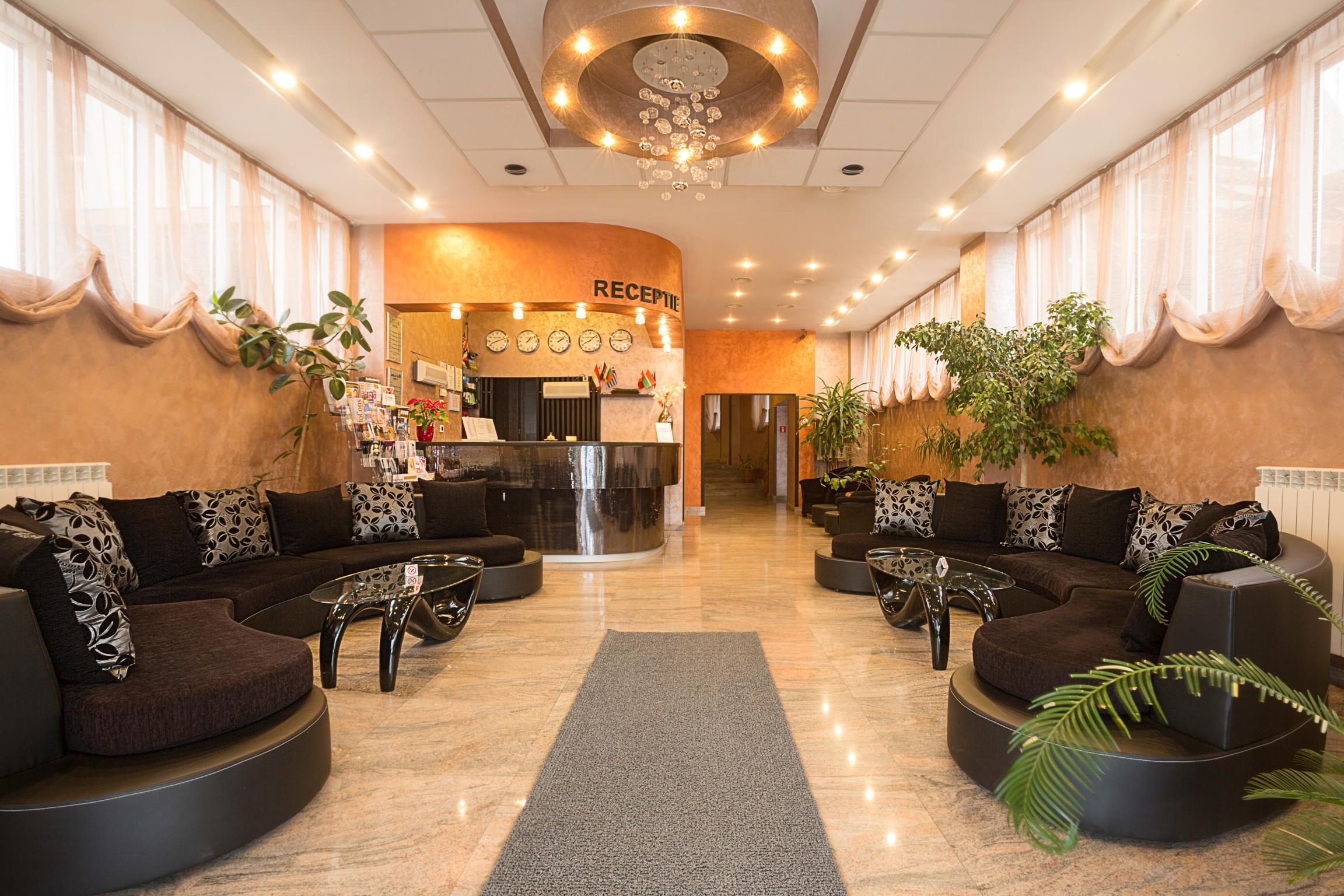 Inter Business Bucharest Hotel ภายนอก รูปภาพ