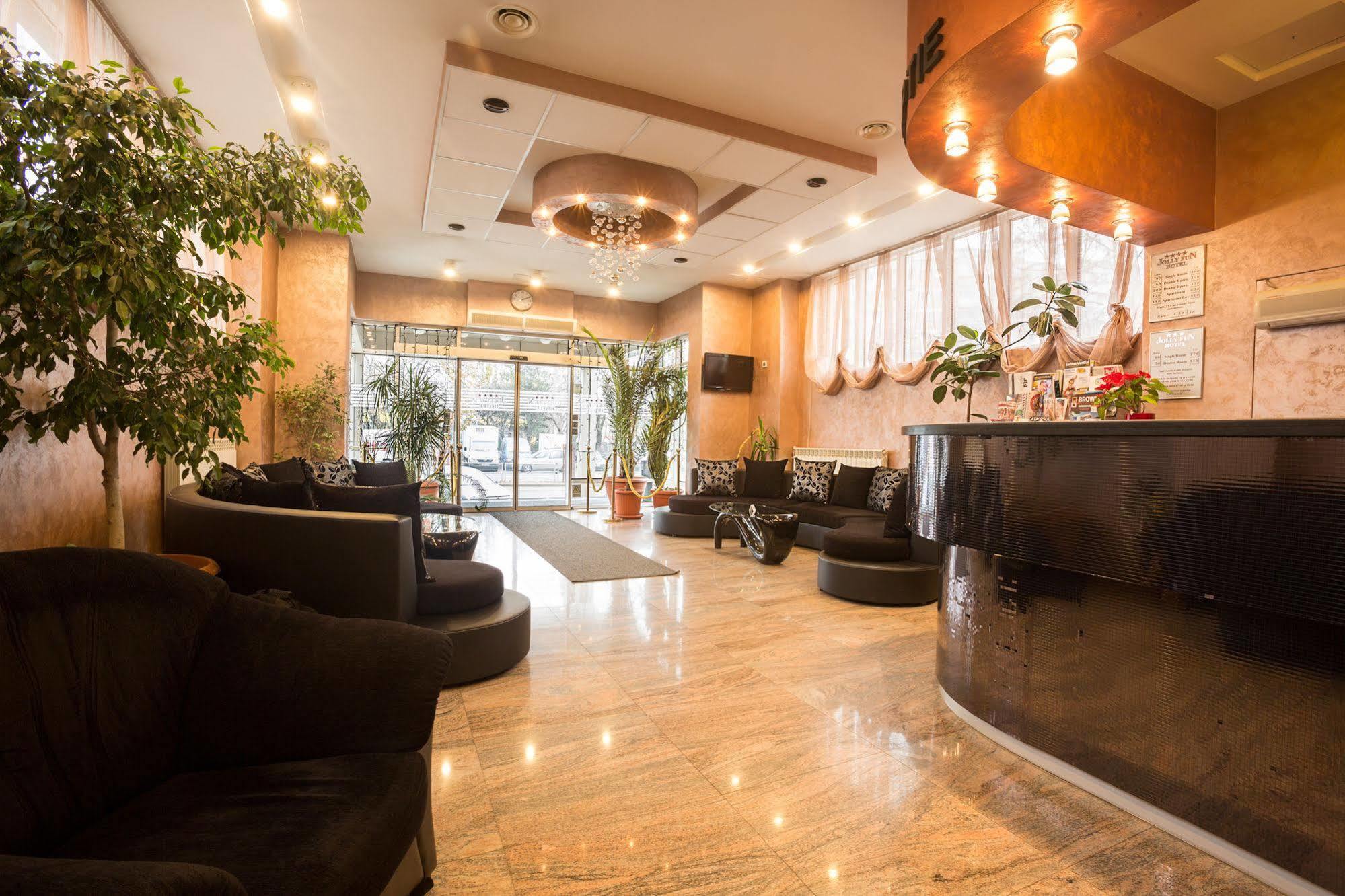 Inter Business Bucharest Hotel ภายนอก รูปภาพ